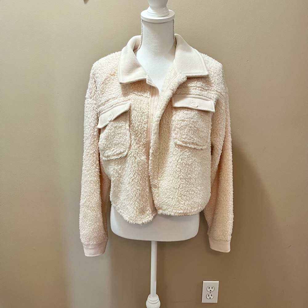 Almost Famous Girls Cropped Teddy Jacket NWOT Size XL